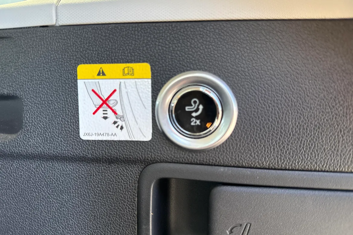 picture of a car