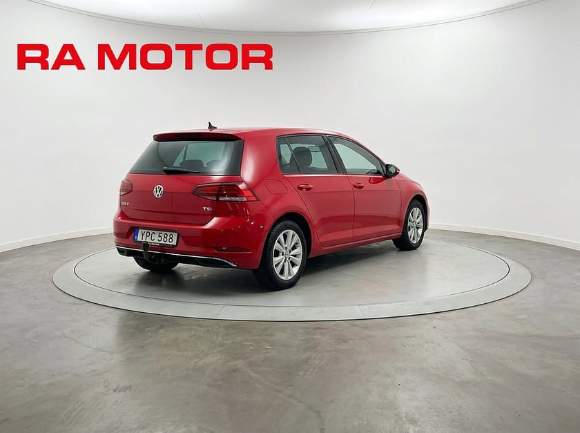 Bild 5 av Volkswagen Golf 1.0 TSI 110hk |Adaptiv Farth | Drag | Apple Carplay |