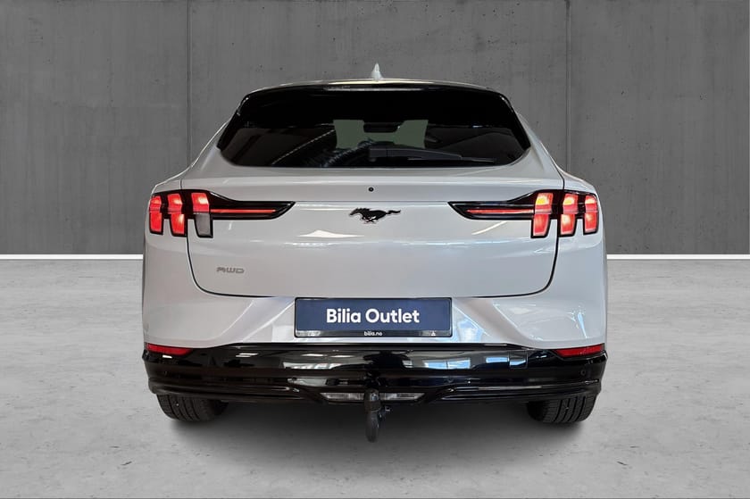 Bilde 5 av Ford Mustang Mach-E Long Range AWD Skinn, Hengerfeste