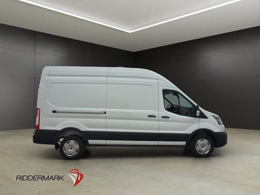 Bild 2 av Ford Transit 350 L3H3 Cockpit Värm Drag Kamera CARPLAY Moms