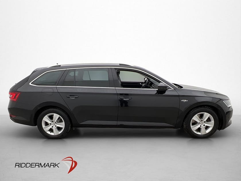 Bild 5 av Škoda Superb Kombi Skoda 2.0 TDI 4x4 L&K Värm Canton Kamera CarPlay Drag