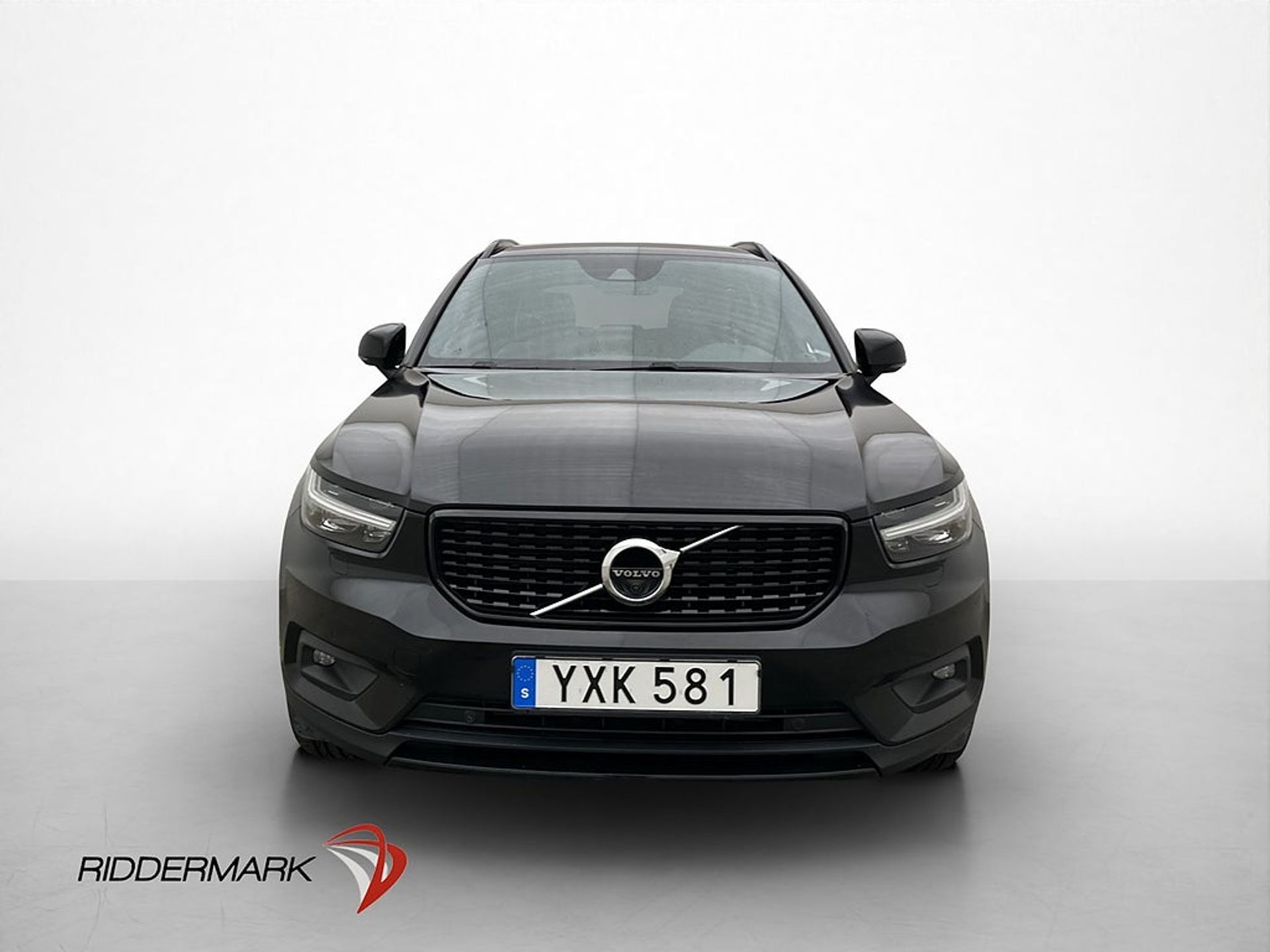 Volvo XC40 T5 R Design 2019, photo 2/10
