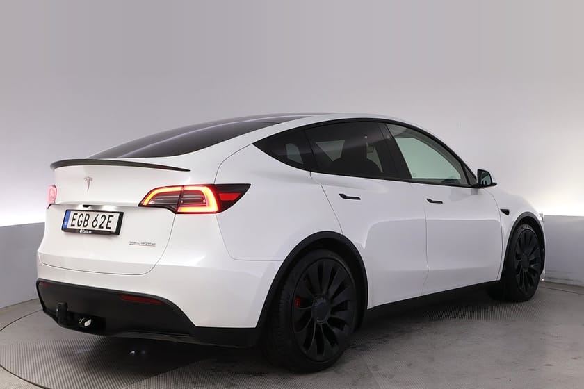 Bild 5 av Tesla Model Y Performance Autopilot Panorama Drag
