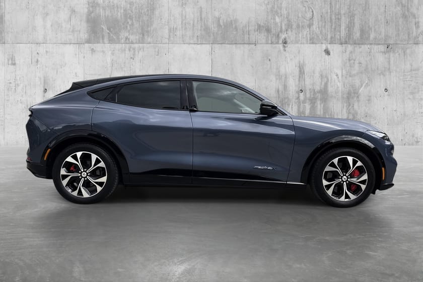 Bilde 4 av Ford Mustang Mach-E Long Range AWD LR Skinn Navi ACC Kamera Hengerfeste 2 år Garanti