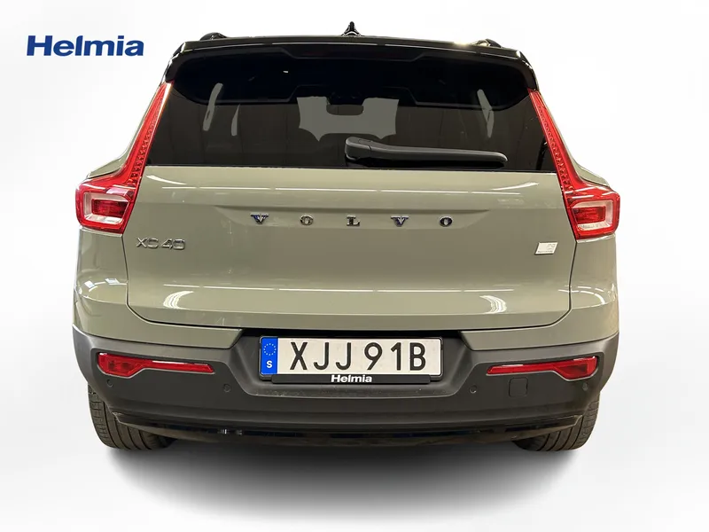 Bild 6 av 11 – Volvo XC40 Recharge P8 AWD Pure Electric Standard
