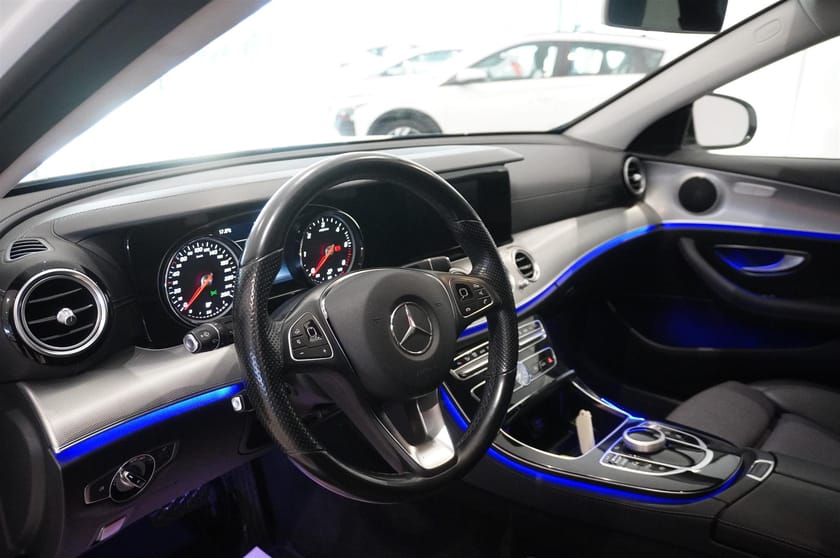 Bild 2 av Mercedes-Benz E 220 T d