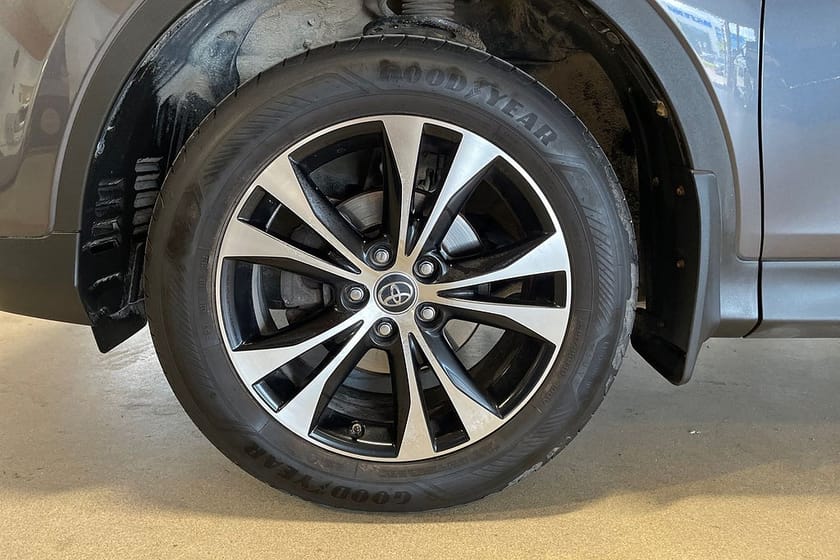 Bild 5 av Toyota RAV4 2.0 Dual VVT-i AWD S Active Style / M-Värmare / Drag
