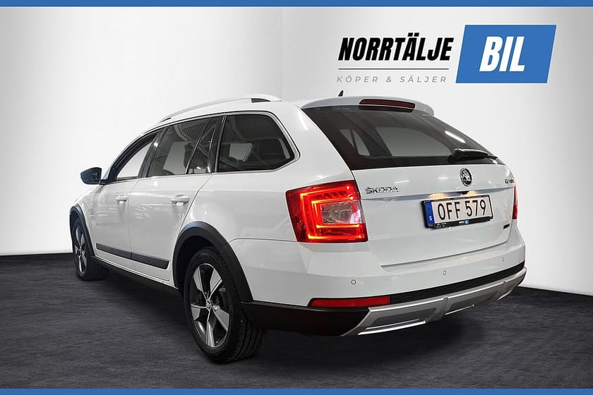 Bild 4 av Škoda Octavia Scout Skoda 1.8 180 HK TSI 4x4 PREMIUM DRAG NAVI CARPLAY P-VÄRM 17"