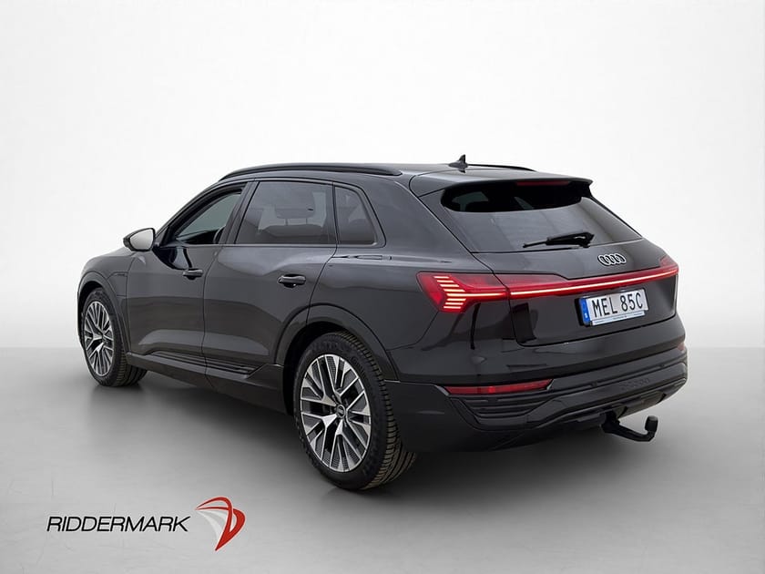 Bild 3 av Audi Q8 55 e-tron quattro Q B&O Pano Head Up Dragkrok 360° Skinn