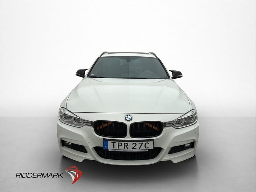 Bild 2 av BMW 320i xDrive Touring 320 184hk M Sport Pano Navi Cockpit