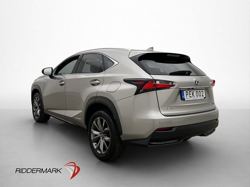 Bild 4 av Lexus NX 300h AWD 197hk F-Sport Skinn Kamera Rattvärme