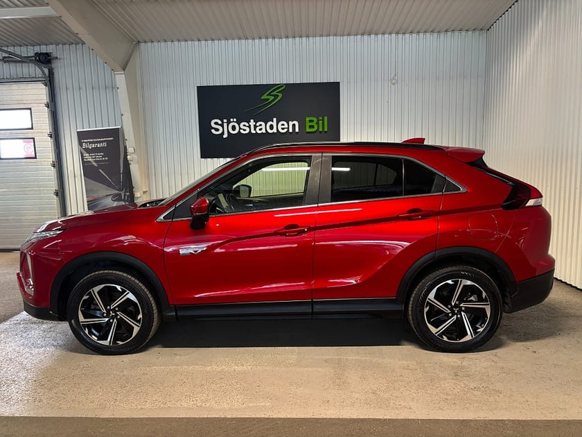 Bild 2 av Mitsubishi Eclipse Cross PHEV 2.4 MIVEC S-AWC Fleet Edition Kamera Carplay