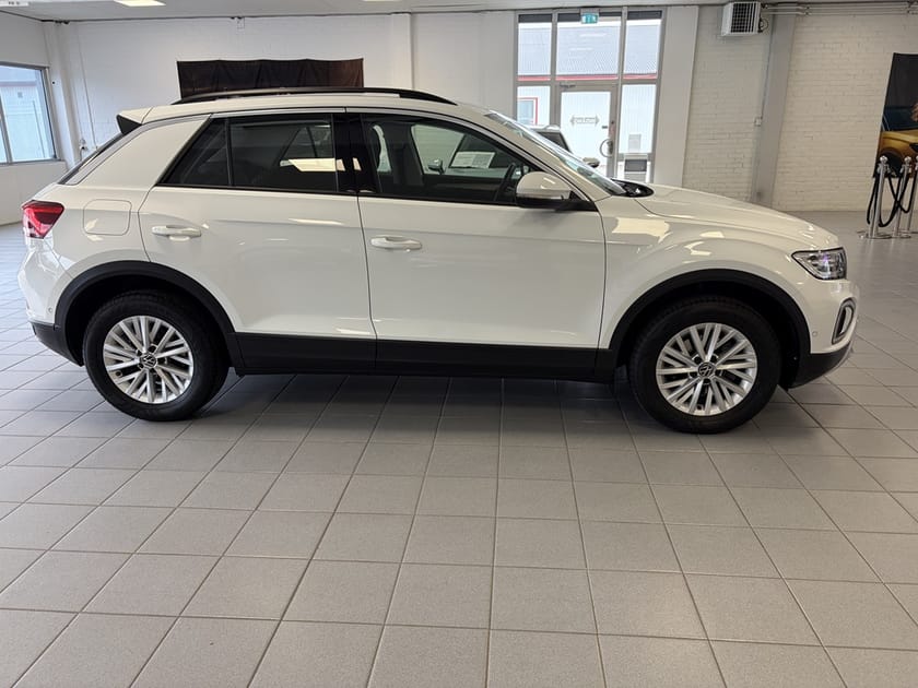 Bild 4 av Volkswagen T-Roc 1.5 150hk Drag/Kamera/LED-Perfomance