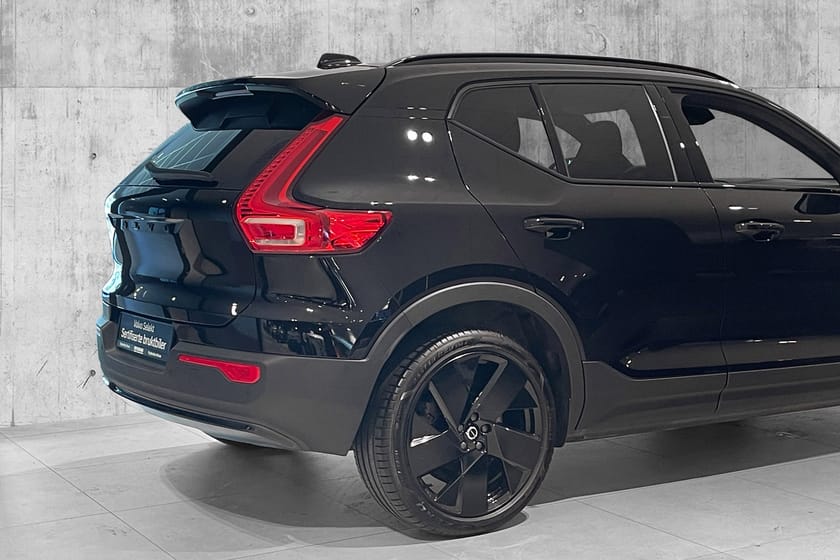Bilde 5 av Volvo EX40 Twin Motor Performance Perf Ultra Black Edt KROK|PANO|PIXEL|360|TONEDE