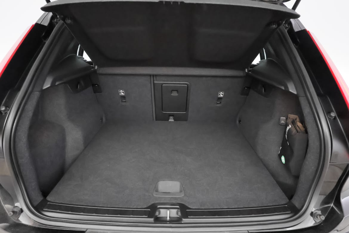 Volvo XC40 2022 - miniatyr 18