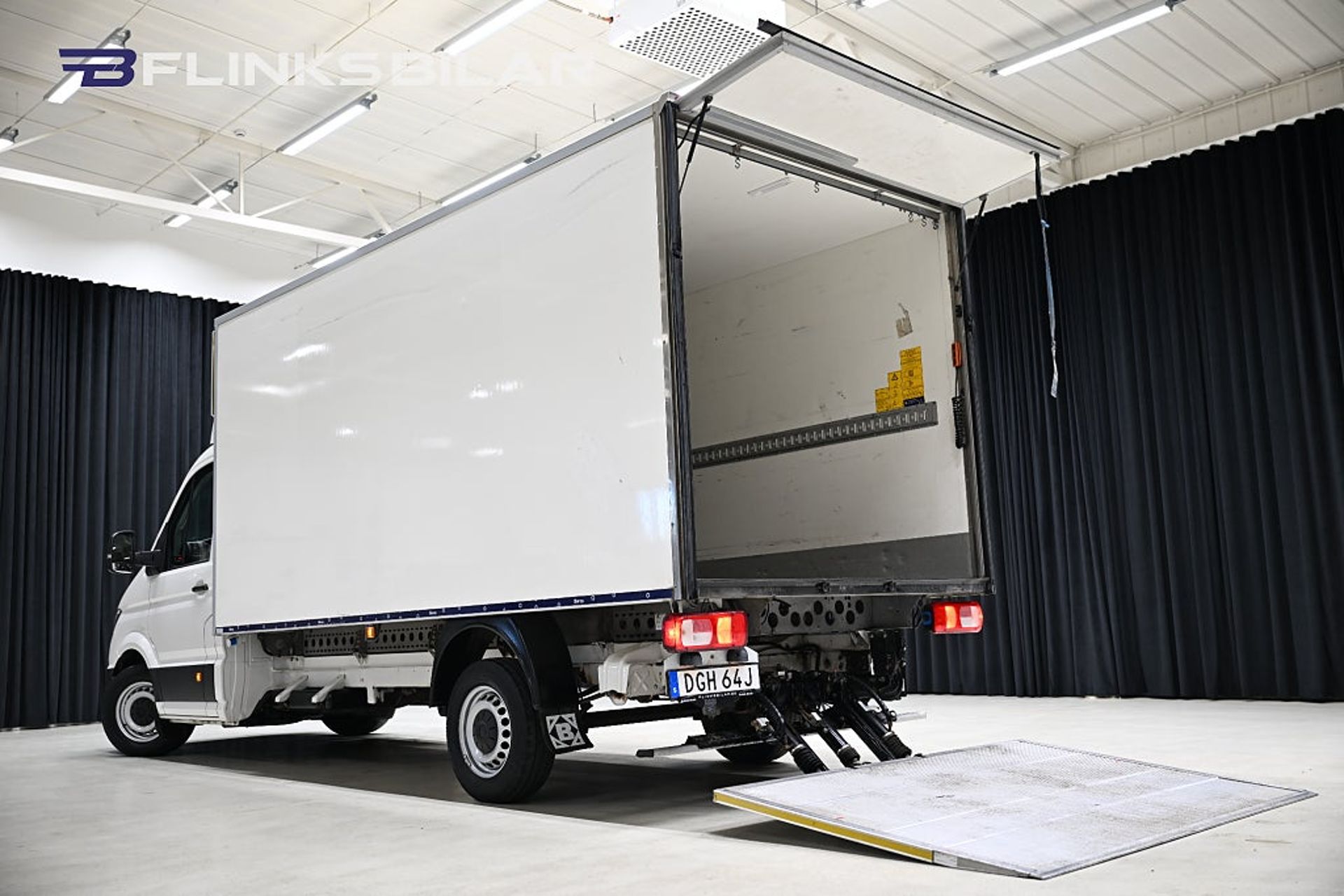 Volkswagen Crafter 177HK Automat 2019, bild 6/10