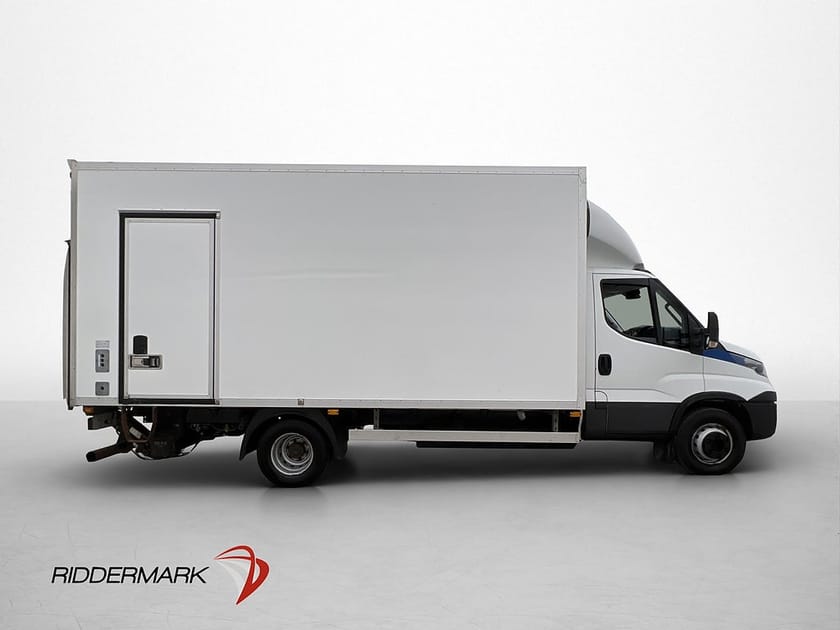 Bild 2 av Iveco Daily 65-NP Chassis Cab 65 3.0 CNG BAKGAVELLYFT C-REG Moms 2560kg L-VIKT
