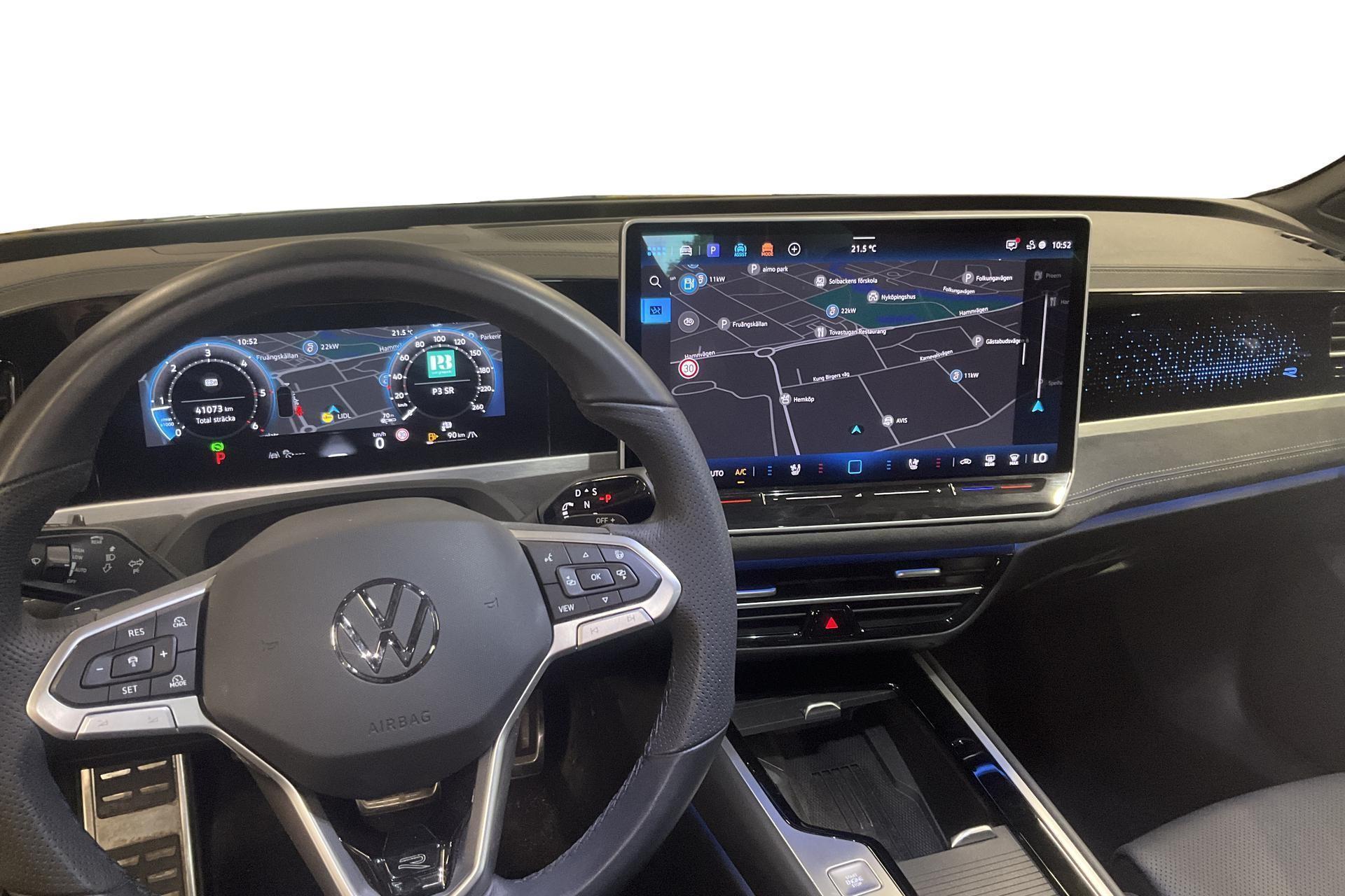 Volkswagen Passat 2025, photo 7/22