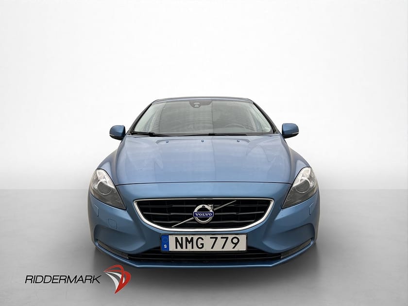 Bild 2 av Volvo V40 D2 115hk Momentum Värmare P-Sensorer Kamrem-Bytt