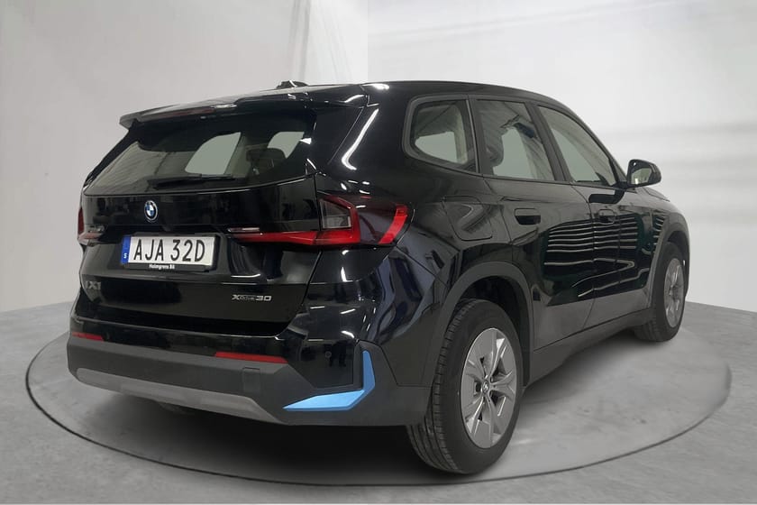Bild 3 av BMW iX1 xDrive30 xDrive30, U11 (313hk)