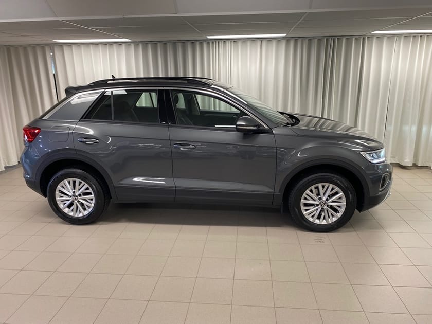 Bild 2 av Volkswagen T-Roc 1,5 TSI DSG "PARKERINGSVÄRMARE"