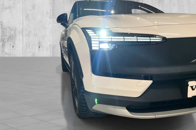 Volvo EX30 Cross Country Twin Motor Performance bilde 5