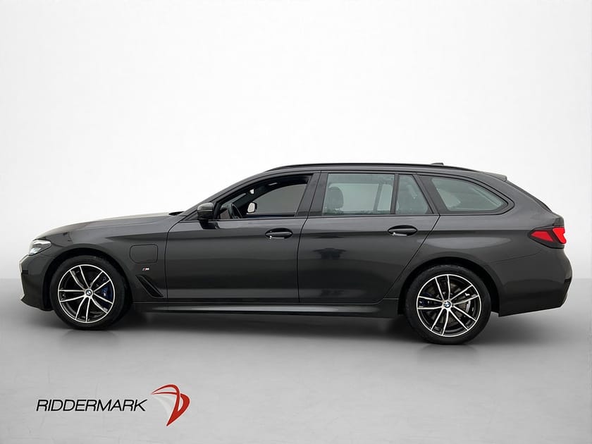 Bild 4 av BMW 530e xDrive Touring 530 M Sport Cockpit Kamera HiFi Drag Navi