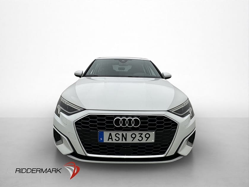 Bild 2 av Audi A3 Sportback 35 TFSI Proline Cockpit Sensorer CarPlay Nyservad