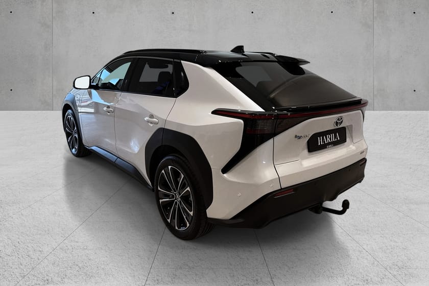 Bilde 4 av Toyota bZ4X Executive panorama