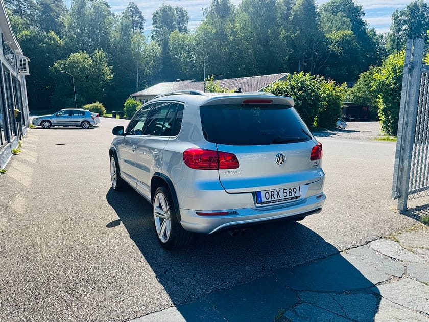 Bild 4 av Volkswagen Tiguan 1.4 TSI 160HK 4MOTION R-LINE / 1 ÄGARE / 9600Mil