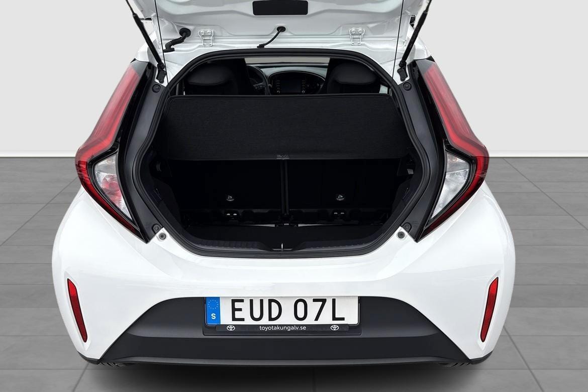 12 / 12