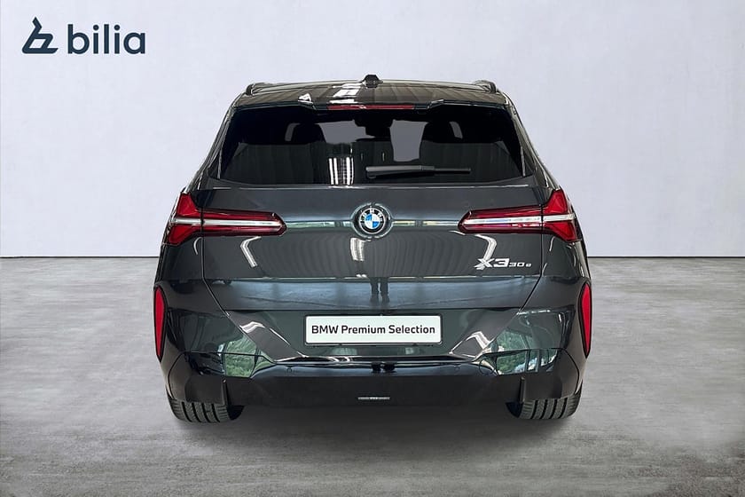 Bild 4 av BMW X3 30e xDrive M-Sport | Panorama | Aktiv farth. | Drag