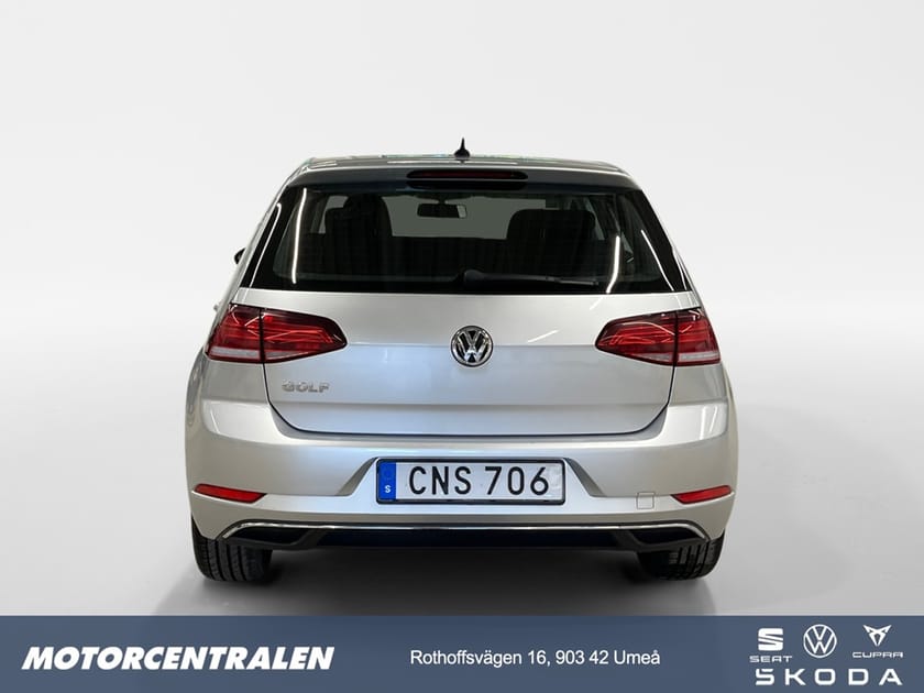 Bild 4 av Volkswagen Golf 1.0TSI 110HK/Adaptivfarthållare/Ink.vinterhjul