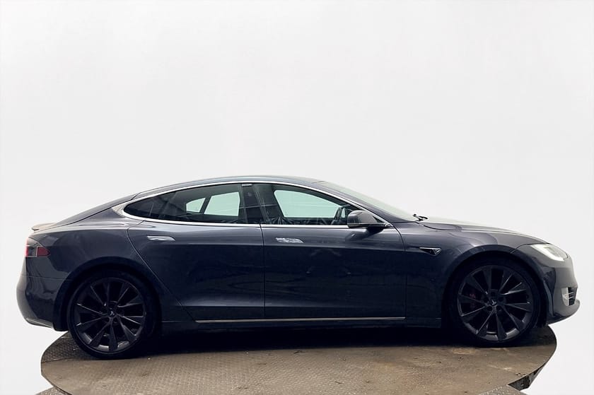 Bild 5 av Tesla Model S Performance Raven Pano Läder AdaptivLF AP Premiumljud MOMS 761hk