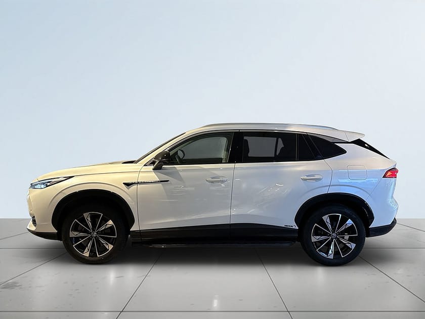 Bild 4 av MG HS PHEV Luxury 360° GPS Pvärm Elbaklucka Skinn SoV MOMS