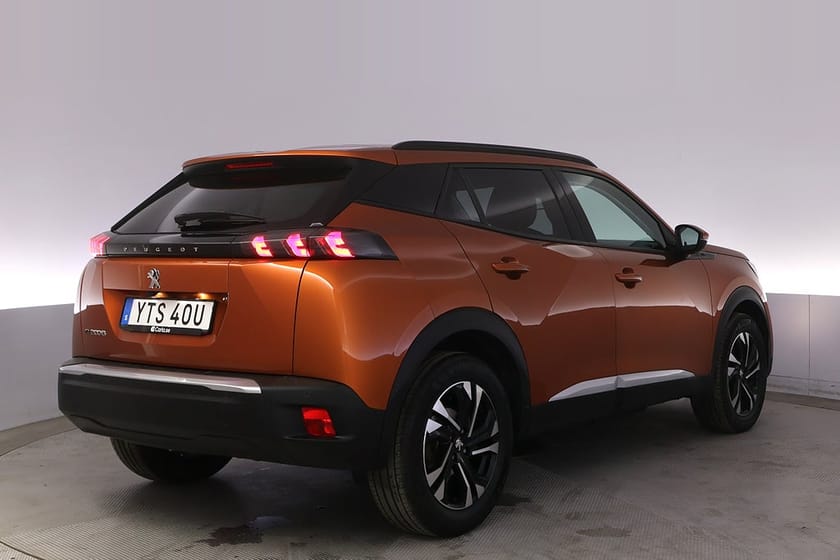Bild 5 av Peugeot e-2008 50 kWh Allure Pack Kamera Lane Assist