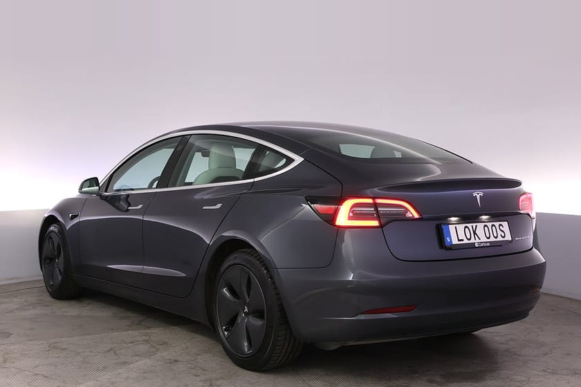 Bild 4 av Tesla Model 3 Long Range AWD Uppg. Autop. Pano