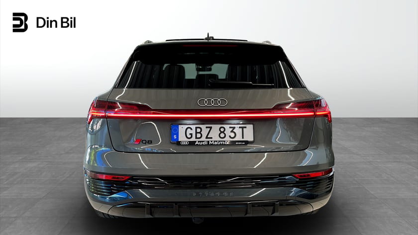 Bild 5 av Audi Q8 55 e-tron quattro S line 300 kW