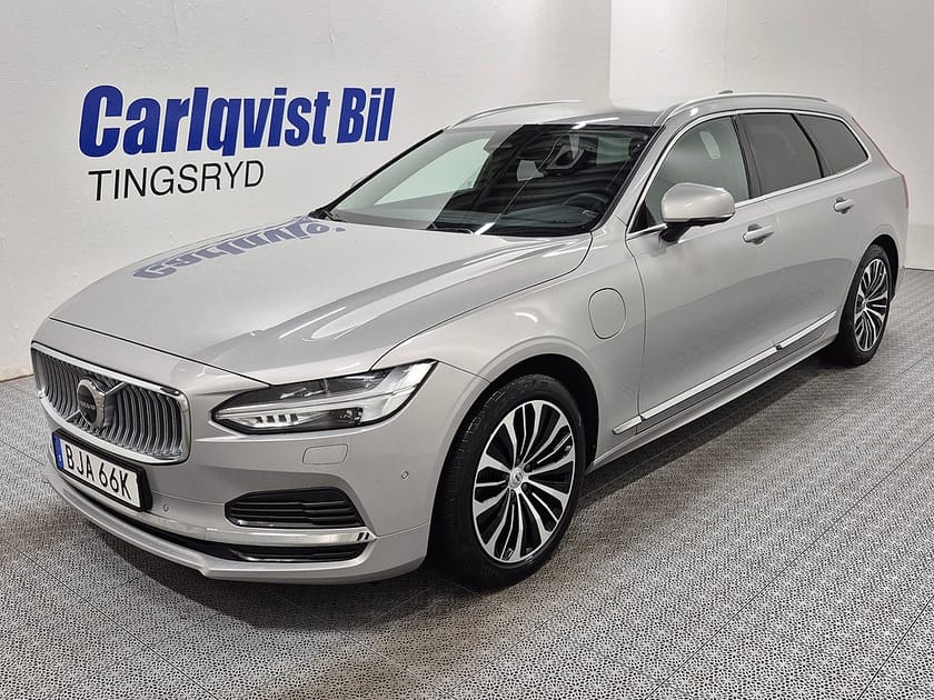 Bild 1 av Volvo V90 T6 Recharge Core Bright plug in AWD 350HK 4x4