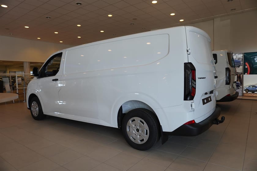 Bild 4 av Ford Transit Custom 320 Skåp Trend 320l 2.0l Ecoblue 170hk 8-Växlad Automat FWD Diesel