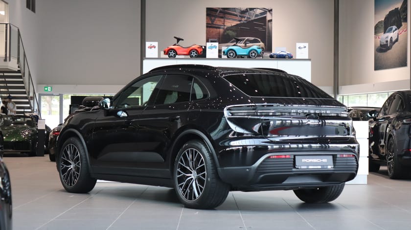 Bild 2 av Porsche Macan 4