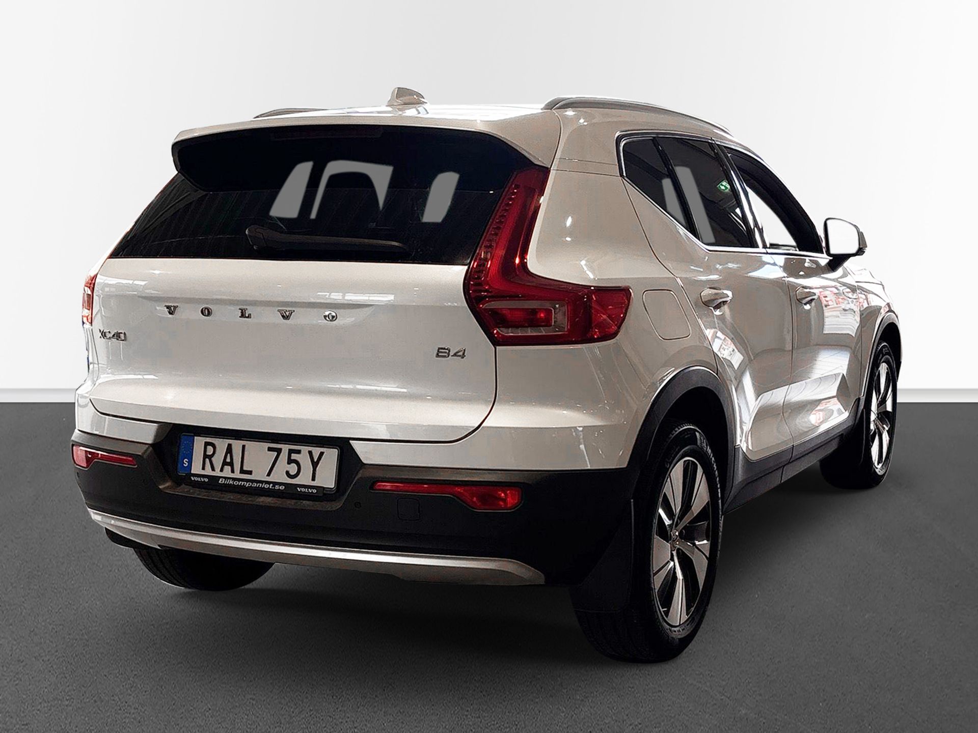 Volvo XC40 B4 2022, kuva 4/10