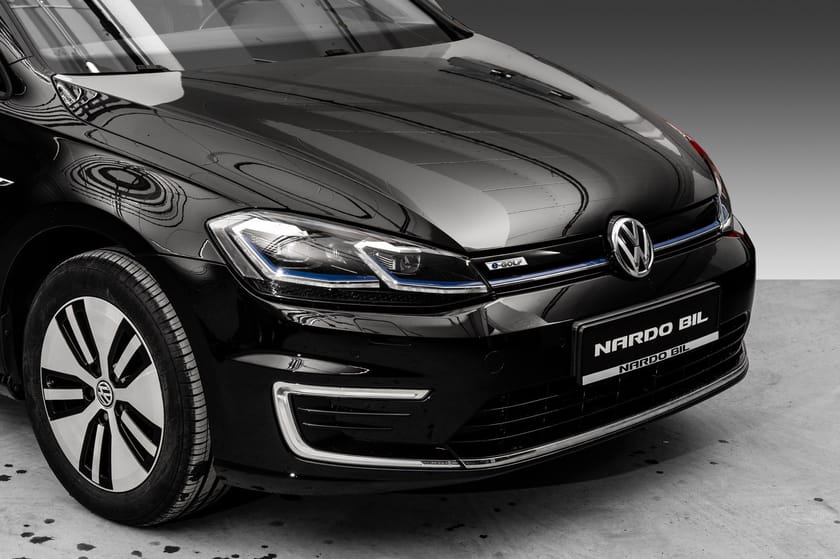 Bilde 2 av Volkswagen e-Golf 300km Exclusive/Skinn/Keyless/ActiveDispay/LED