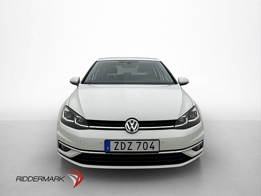Bild 2 av Volkswagen Golf 1.0 TSI 110hk Pluspaket Kamera CarPlay