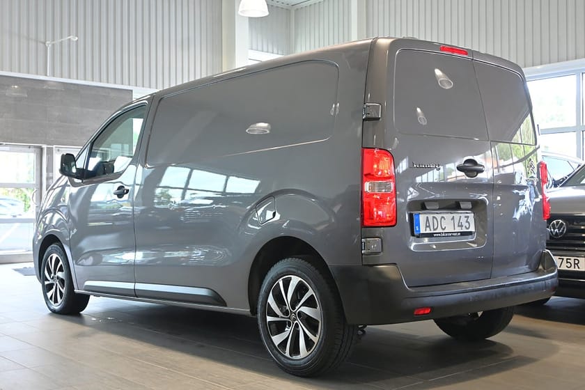 Bild 3 av Citroën Jumpy Van 2.0 BlueHDi 120hk 3-sits Värmare