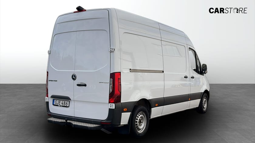 Bild 2 av Mercedes-Benz Sprinter 314 CDI FWD Panel Van 9G-Tronic 143Hk / Kamera / Värmare / Drag