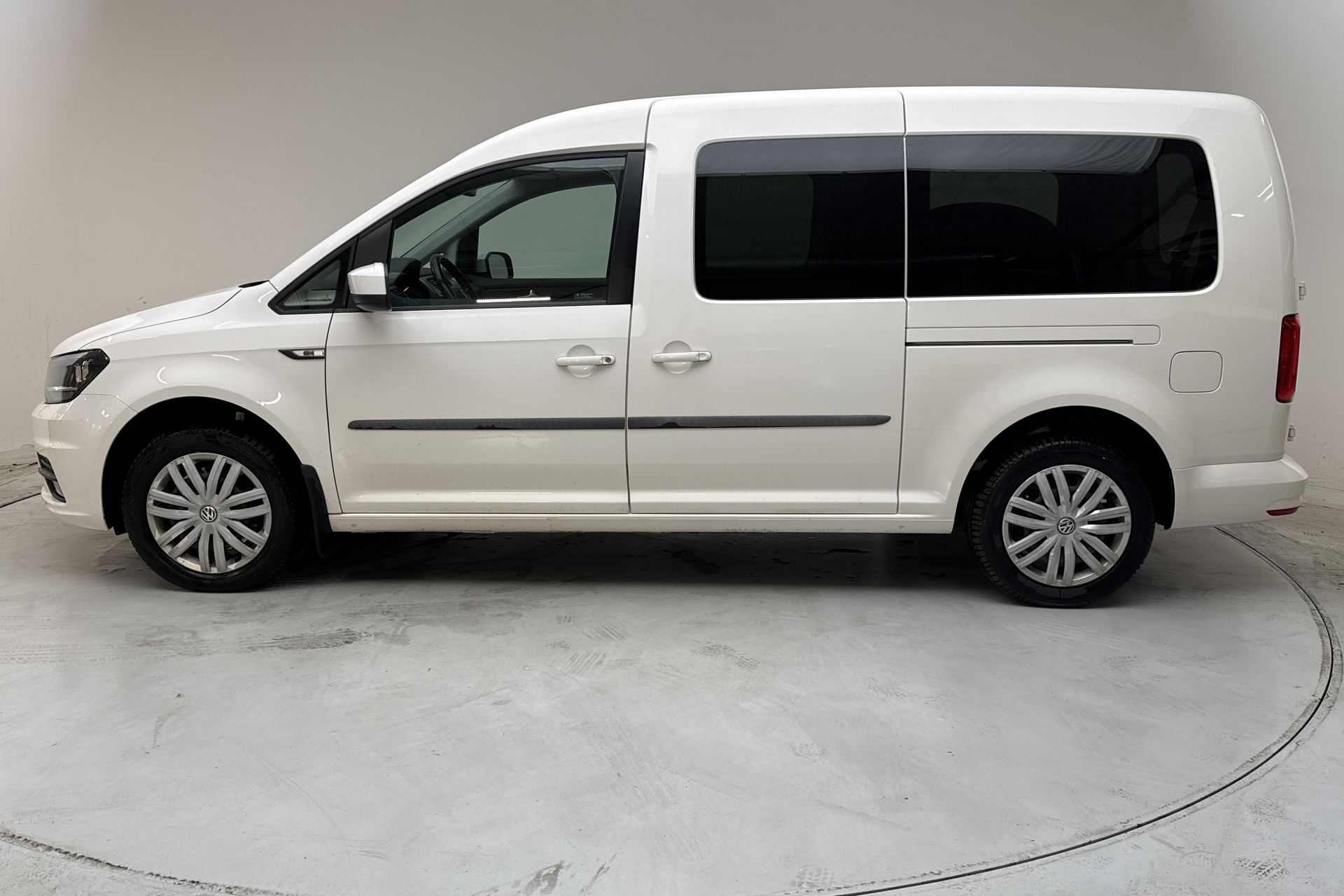 Volkswagen Caddy Maxi Life 2.0 TDI BMT 2020, bild 2/10