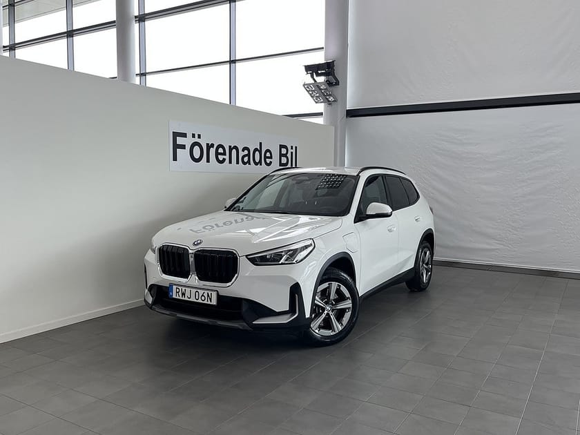 Bild 1 av BMW X1 xDrive25e Dragkrok 17" Rattvärme Drive/Park Assist