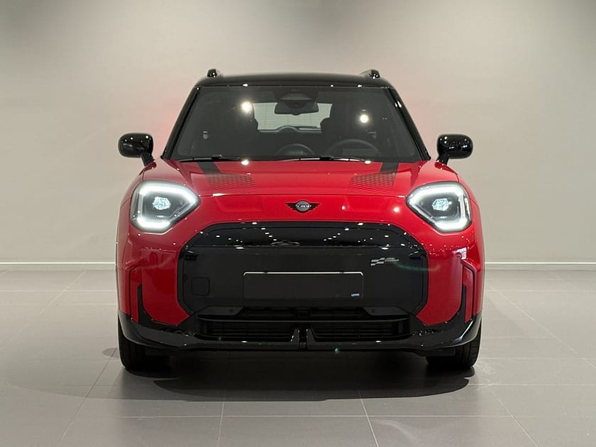 Bild 2 av MINI John Cooper Works Aceman JCW E S+ Paket med dragkrok Prissänkt med 143 300 kr!