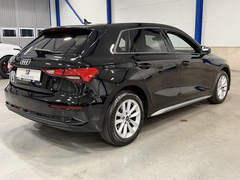Bild 5 av Audi A3 Sportback 35 TFSI 150 HK / Carplay /